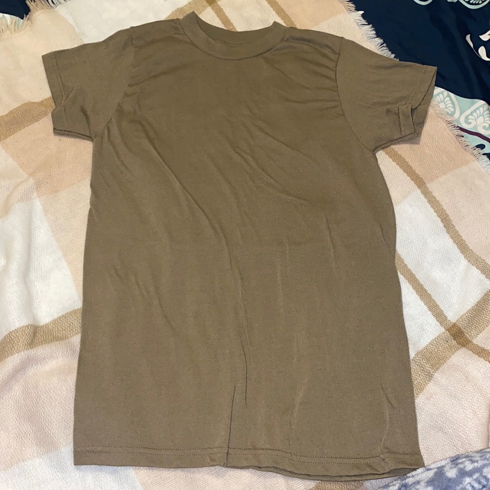 Olive green casual tee